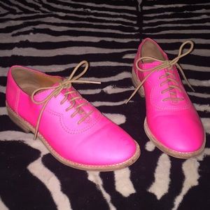 Marc Jacobs hot pink oxfords